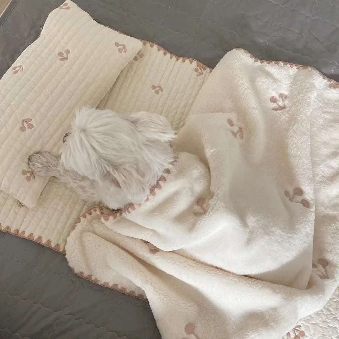 3-Piece Pet Bed Set – Pillow, Mattress, and Comforter, Washable and Removable